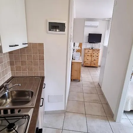 Stay-with-us Appartments アパート