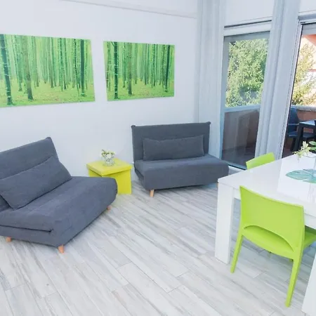 Stay-with-us Appartments アパート ペスキエーラ・デル・ガルダ