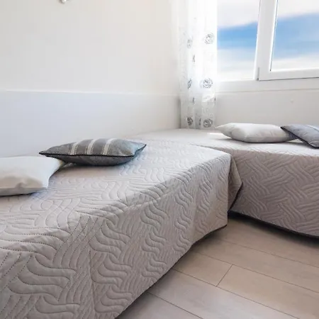 アパート Stay-with-us Appartments ペスキエーラ・デル・ガルダ